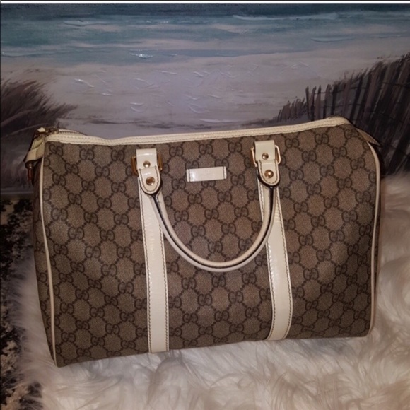 Gucci Handbags - Authentic Gucci Boston Joy bag